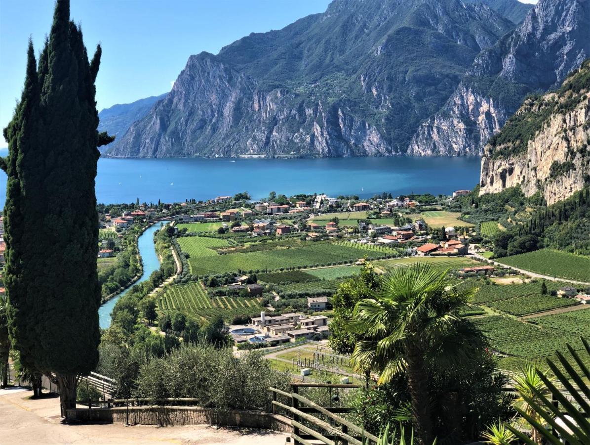 Hotel Isola Verde Torbole Sul Garda Exterior foto