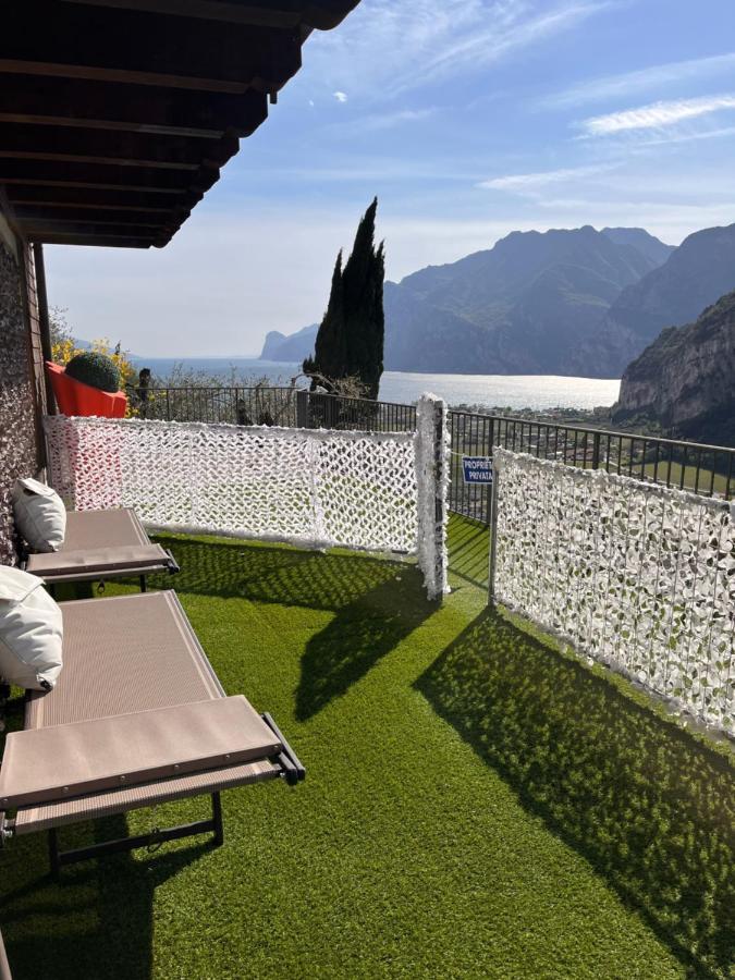 Hotel Isola Verde Torbole Sul Garda Exterior foto